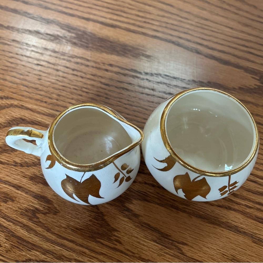 Vintage Sandland ware, Stratfordshire England, creamer and sugar in gold tone
